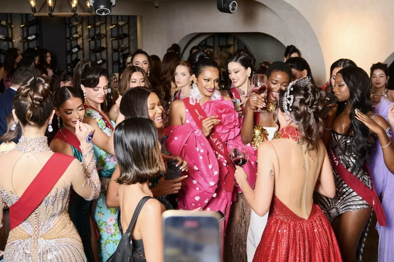 Quỳnh Nga và dàn mỹ nhân Miss Charm rạng rỡ trước đêm bán kết Quỳnh Nga và dàn mỹ nhân Miss Charm rạng rỡ trước đêm bán kết