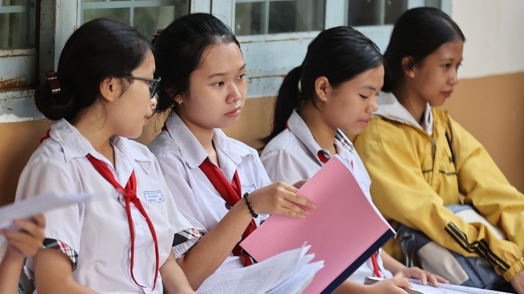 TP. Hồ Chí Minh đề xuất chọn ngoại ngữ là môn thứ ba thi lớp 10