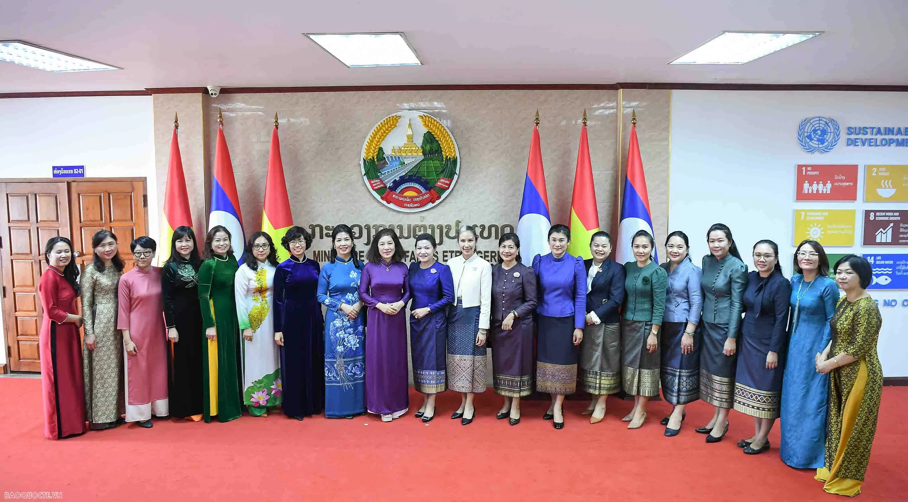 Đại sứ Nguyễn Minh Tâm đặt nhiều kỳ vọng về chuyến thăm 'xông đất' của Bộ trưởng Ngoại giao Lào Đại sứ Nguyễn Minh Tâm đặt nhiều kỳ vọng về chuyến thăm 'xông đất' của Bộ trưởng Ngoại giao Lào