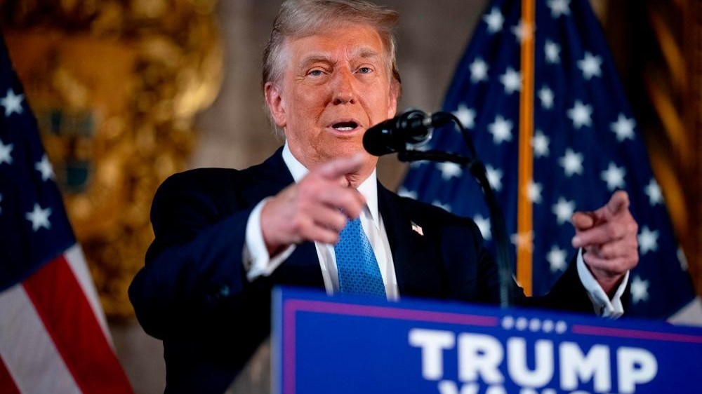 Mỹ: Ông Trump chính thức đắc cử tổng thống, tranh cãi với Lầu Năm Góc về bí ẩn trên bầu trời, ông Biden gạt phắt những quan ngại