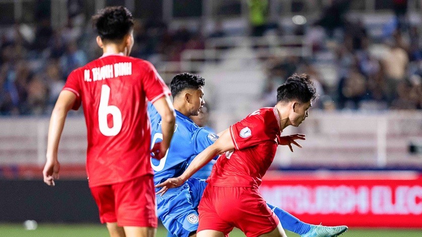 Philippines 1 - 1 Việt Nam: Thoát hiểm trong gang tấc