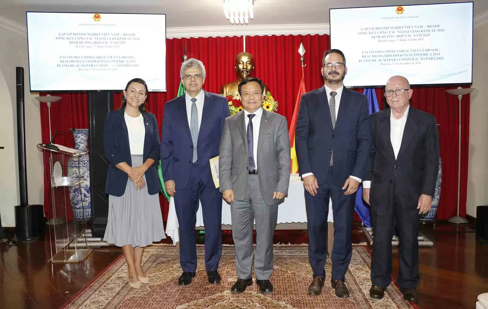 Việt Nam luôn sẵn sàng tạo điều kiện thuận lợi cho các doanh nghiệp Brazil Việt Nam luôn sẵn sàng tạo điều kiện thuận lợi cho các doanh nghiệp Brazil