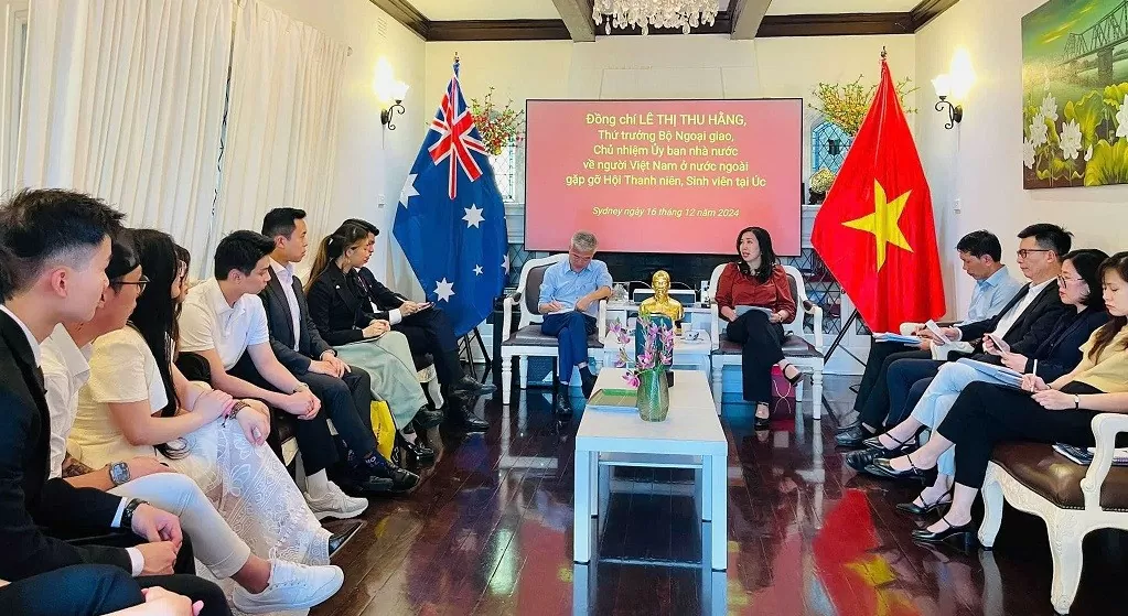 Thứ trưởng Lê Thị Thu Hằng gặp gỡ cộng đồng người Việt tại Sydney, Australia Thứ trưởng Lê Thị Thu Hằng gặp gỡ cộng đồng người Việt tại Sydney, Australia