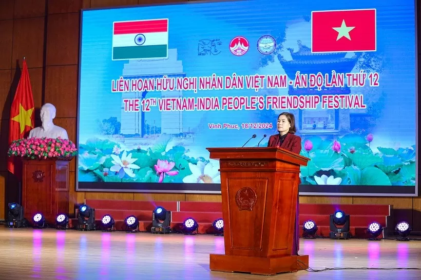 Phát huy truyền thống lịch sử đoàn kết hữu nghị giữa Việt Nam và Ấn Độ Phát huy truyền thống lịch sử đoàn kết hữu nghị giữa Việt Nam và Ấn Độ