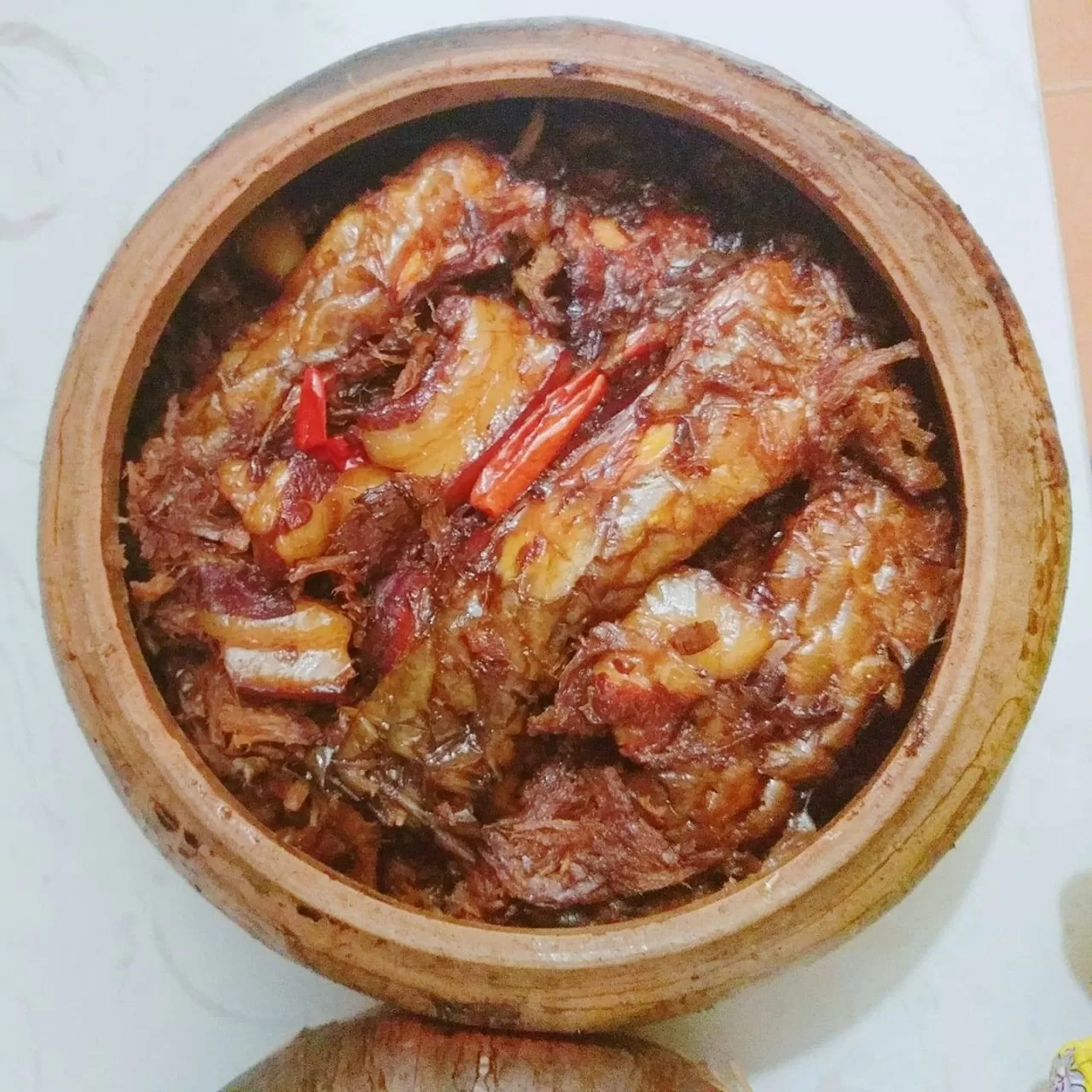 Cá kho làng Vũ Đại - Đặc sản nức tiếng của Hà Nam Cá kho làng Vũ Đại Đặc sản nức tiếng của Hà Nam