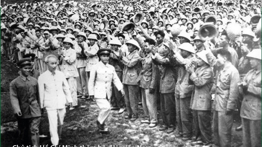 Chủ tịch Hồ Chí Minh với Quân đội nhân dân Việt Nam