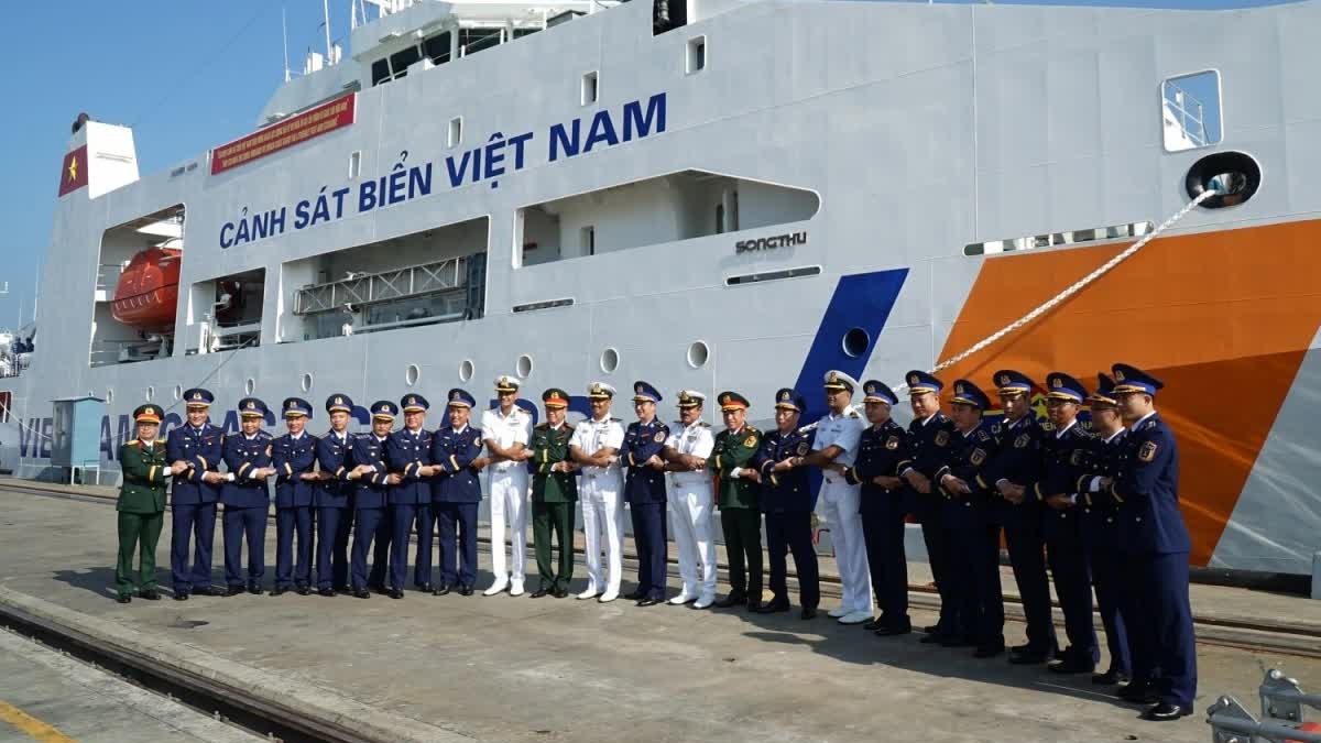 Cảnh sát biển Việt Nam và Ấn Độ diễn tập tìm kiếm cứu nạn và xử lý các sự cố