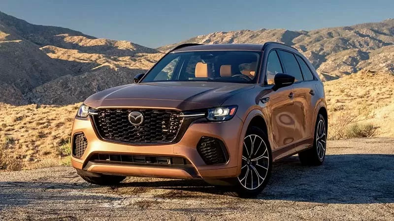 Tôi đang muốn bán chiếc Roll Roy mạ vàng giá rất mềm, chỉ 30 tỷ.... Tôi đang muốn bán chiếc Roll Roy mạ vàng giá rất mềm, chỉ 30 tỷ....