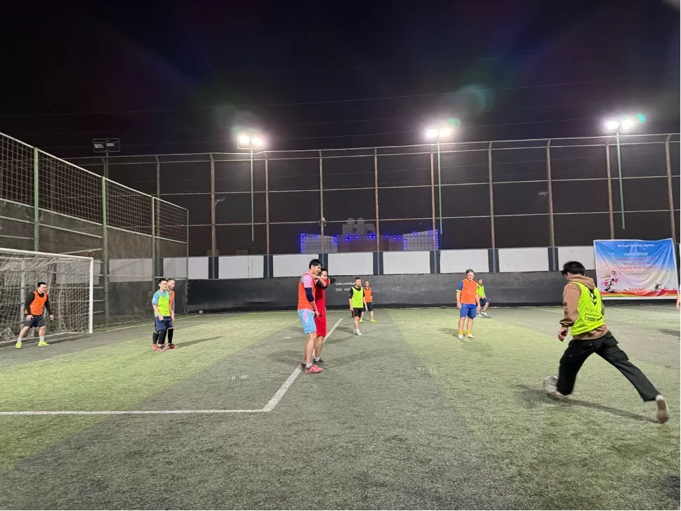 Giao lưu bóng đá kết nối người Việt ở Saudi Arabia Giao lưu bóng đá kết nối người Việt ở Saudi Arabia