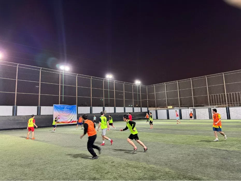 Giao lưu bóng đá kết nối người Việt ở Saudi Arabia Giao lưu bóng đá kết nối người Việt ở Saudi Arabia