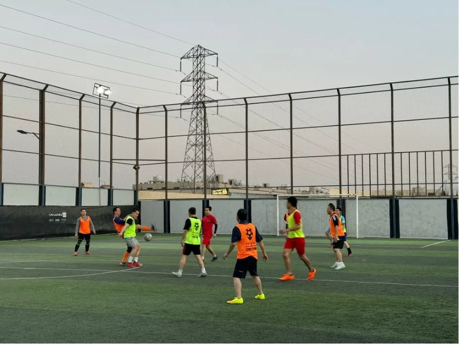 Giao lưu bóng đá kết nối người Việt ở Saudi Arabia Giao lưu bóng đá kết nối người Việt ở Saudi Arabia