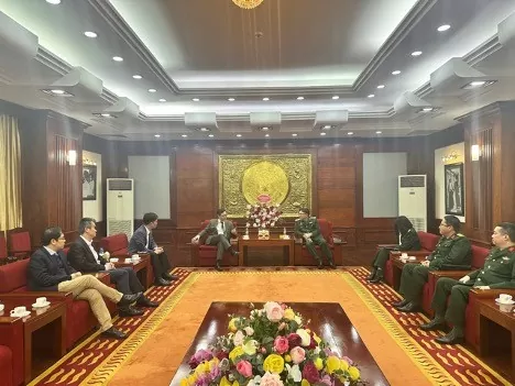 Lãnh đạo Ủy ban Biên giới quốc gia-Bộ Ngoại giao thăm, chúc mừng các đơn vị Bộ Quốc phòng nhân dịp kỷ niệm 80 năm ngày thành lập Quân đội nhân dân Việt Nam Lãnh đạo Ủy ban Biên giới quốc gia thăm và chúc mừng các đơn vị Bộ Quốc phòng