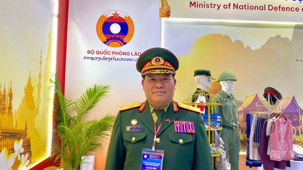 Thúc đẩy hợp tác bền chặt Việt-Lào qua Triển lãm Quốc phòng quốc tế Việt Nam 2024