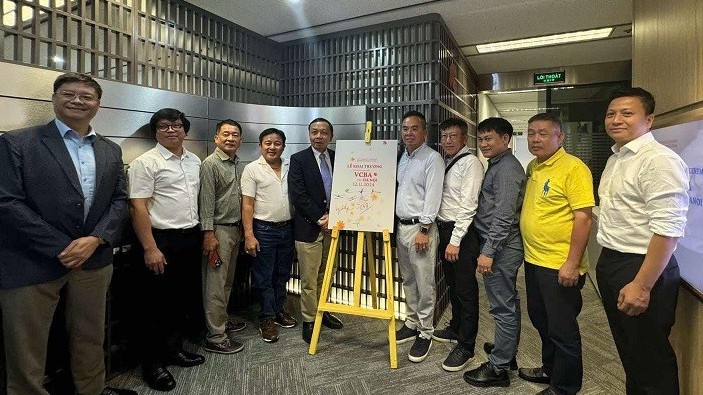 Người Việt Nam ở nước ngoài luôn hướng về quê hương với tất cả tâm huyết