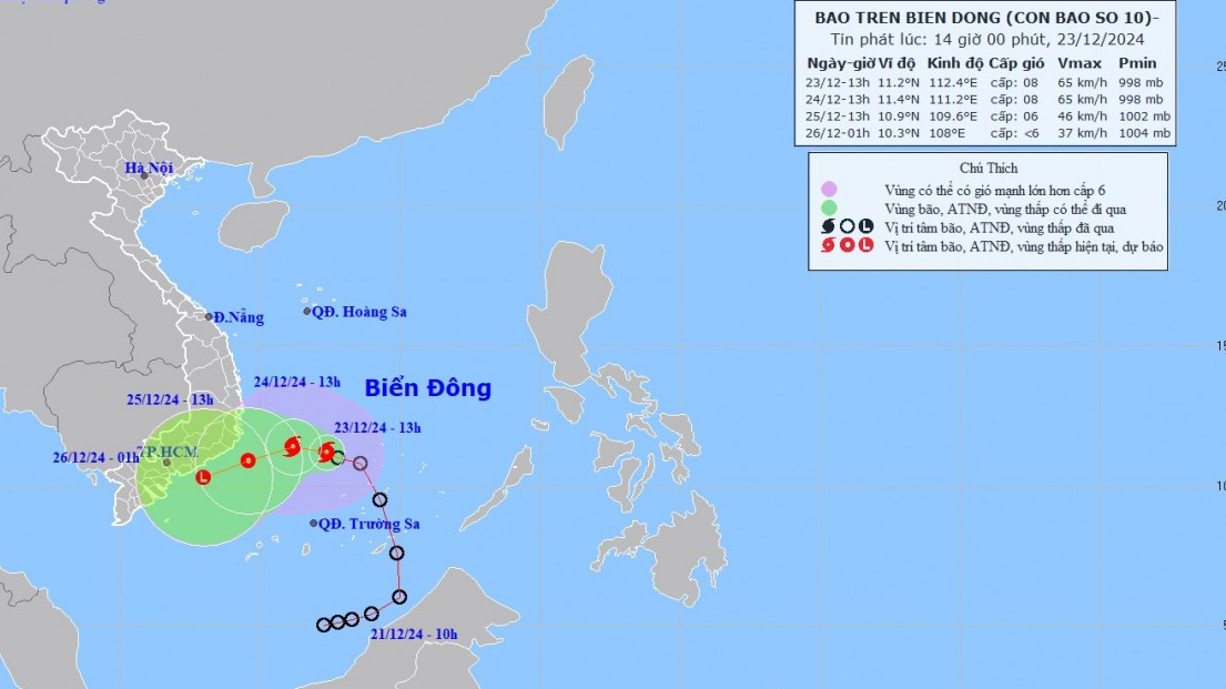 Tin bão trên Biển Đông: Bão số 10 trên khu vực Tây Bắc quần đảo Trường Sa, gió vùng tâm bão giật cấp 10