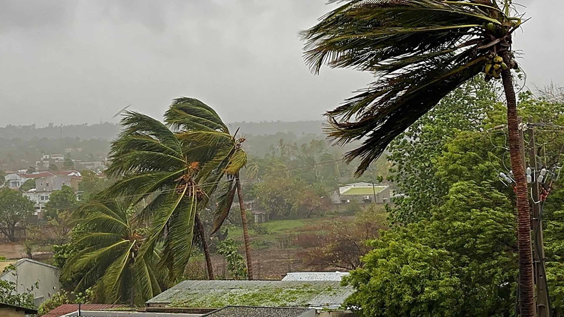 Điện thăm hỏi về thiệt hại do bão Chido gây ra tại Mozambique