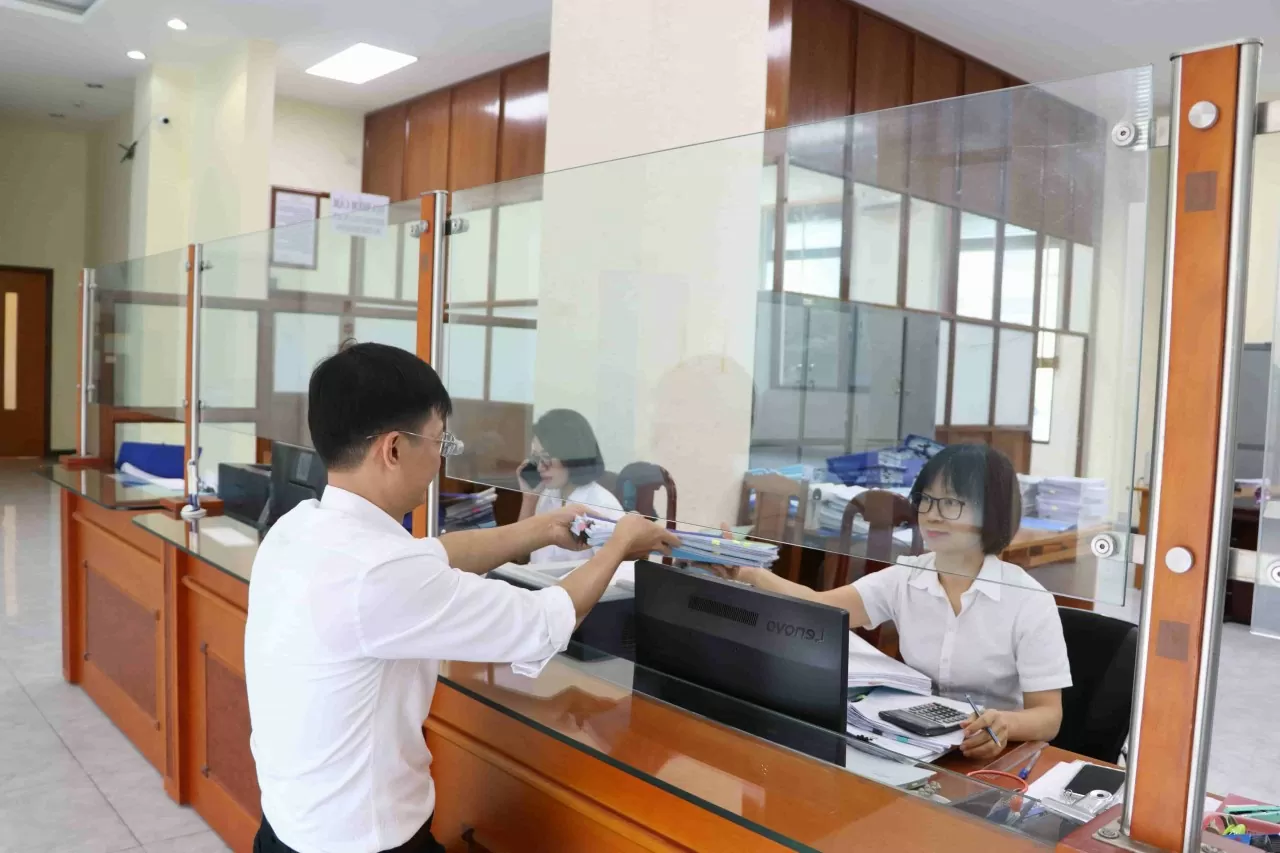 Tinh gọn bộ máy Tinh gọn bộ máy