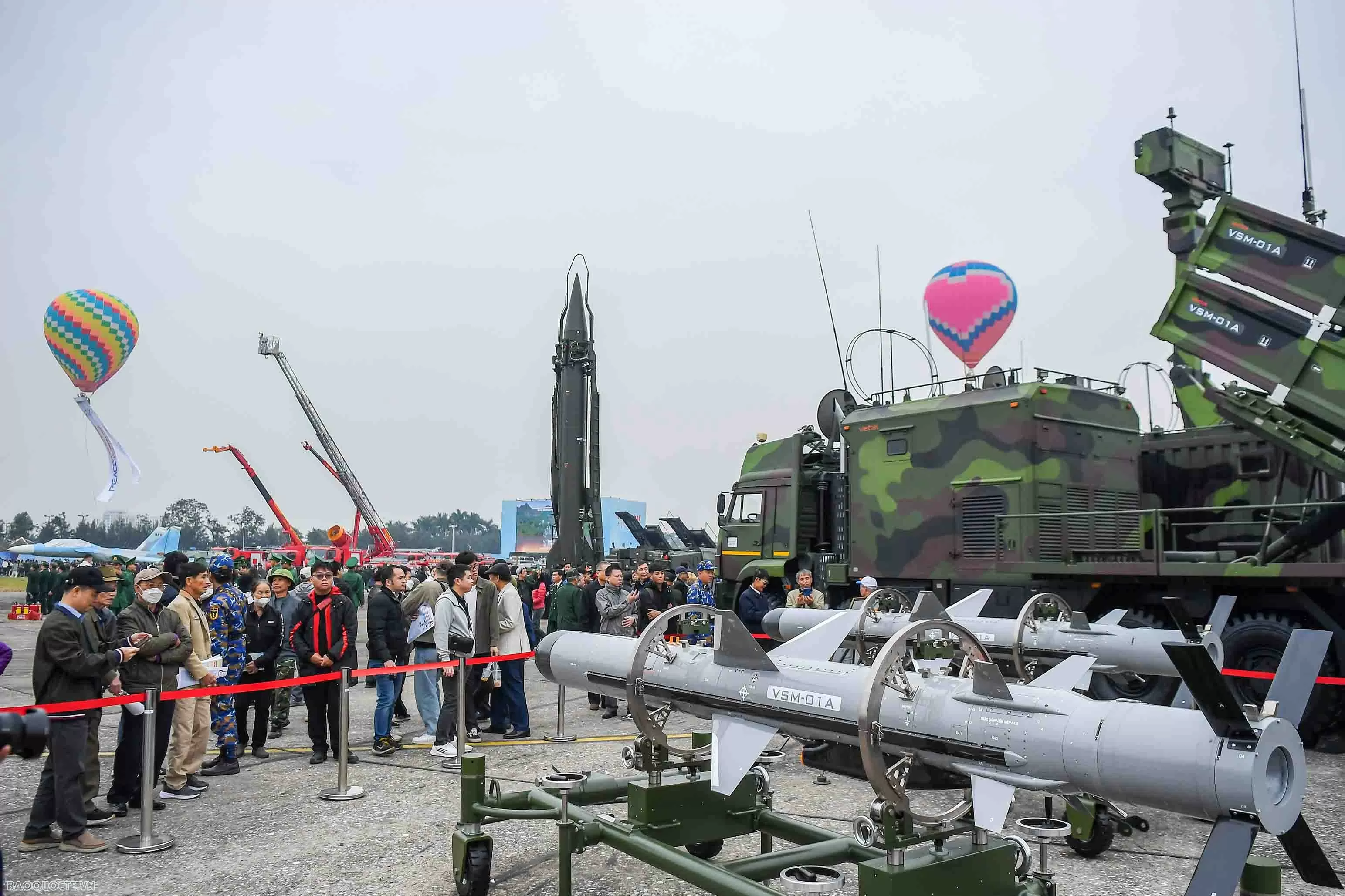 Tổ hợp tên lửa đất đối hải Trường Sơn và đạn diệt hạm Sông Hồng do Việt Nam sản xuất có gì đặc biệt? Tổ hợp tên lửa đất đối hải Trường Sơn và đạn diệt hạm Sông Hồng do Việt Nam sản xuất có gì đặc biệt?