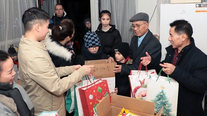 Mùa Giáng sinh ấm của cộng đồng người Việt ở Hungary