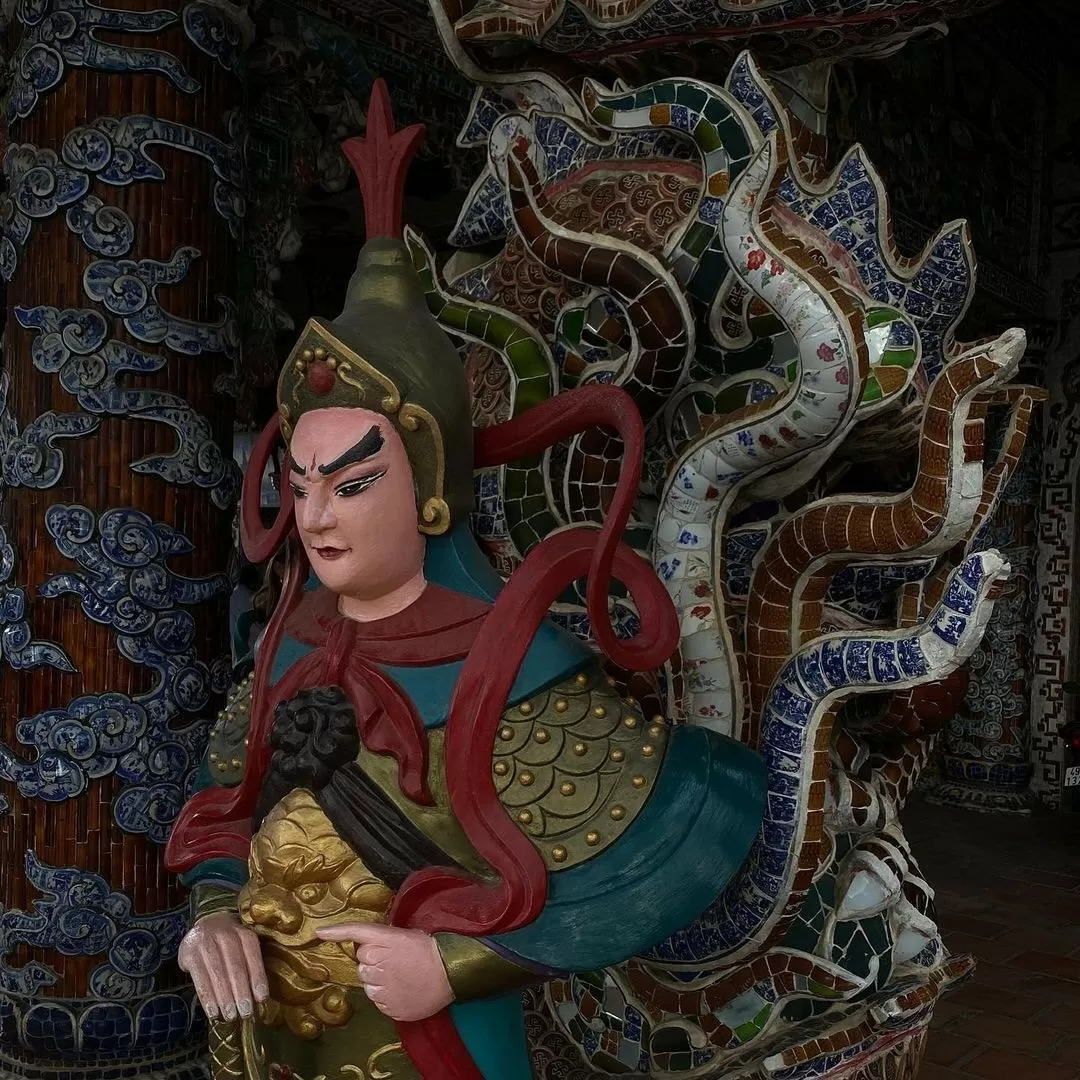 Đà Lạt: Khám phá lối trang trí độc đáo của ‘ngôi chùa ve chai’ Đà Lạt: Khám phá lối trang trí độc đáo của ‘ngôi chùa ve chai’