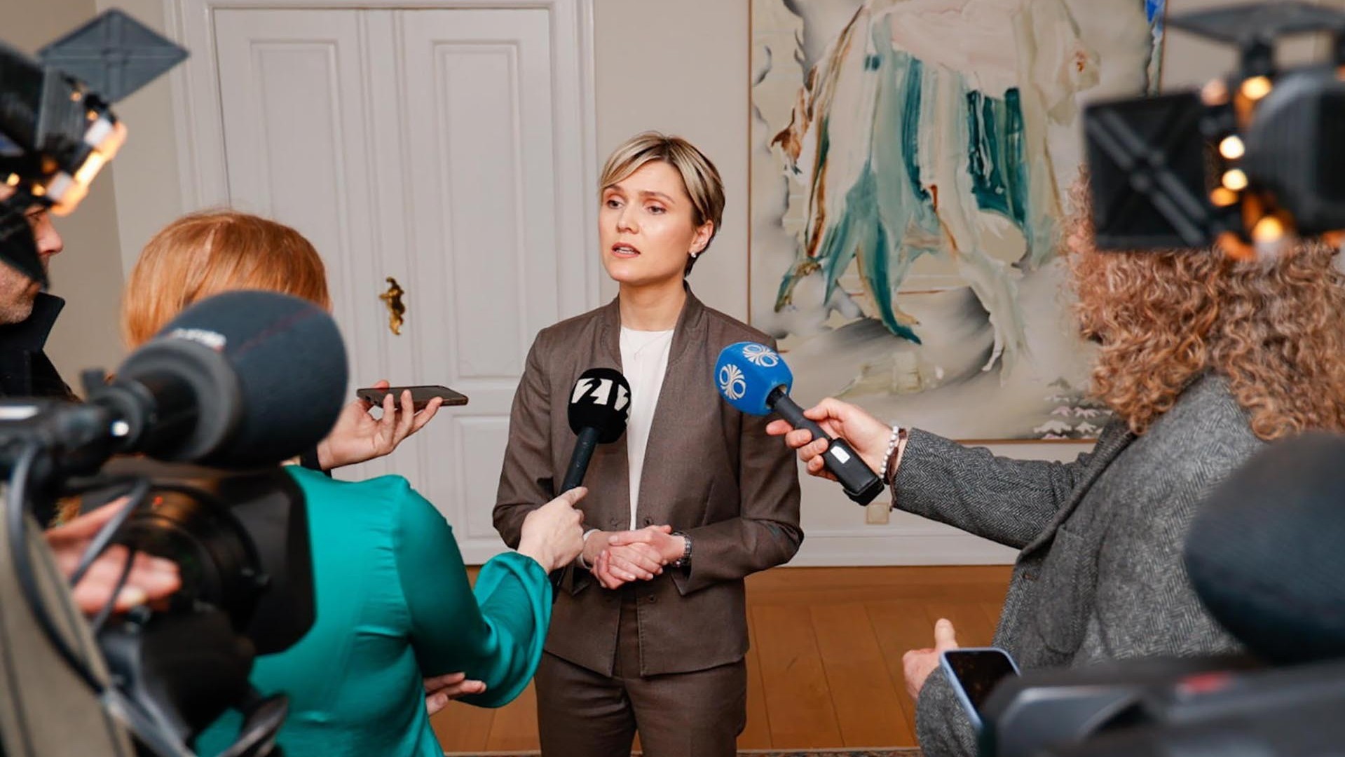 Điện mừng Thủ tướng Cộng hòa Iceland