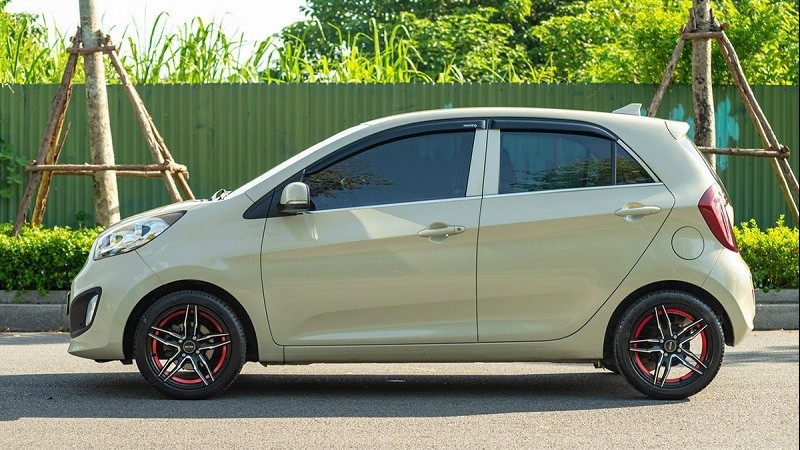 Điểm mặt những mẫu ô tô cũ số tự động giá 200 triệu đáng cân nhắc