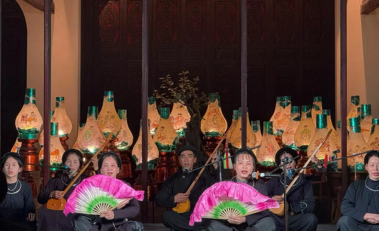 Ủy ban Nhà nước về người Việt Nam ở nước ngoài đón nhận Huân chương Lao động hạng Nhất Ủy ban Nhà nước về người Việt Nam ở nước ngoài đón nhận Huân chương Lao động hạng Nhất