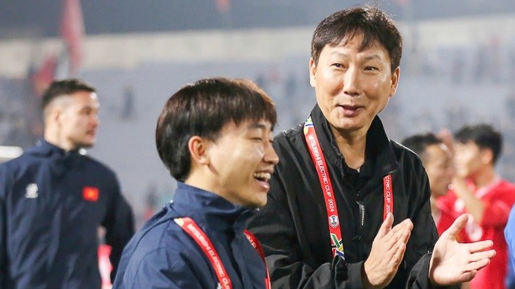 HLV Kim Sang Sik: Tôi đánh cược cả sự nghiệp vào ASEAN Cup