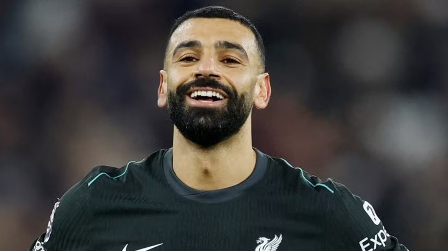 Thi đấu thăng hoa, Mohamed Salah lập hai kỷ lục