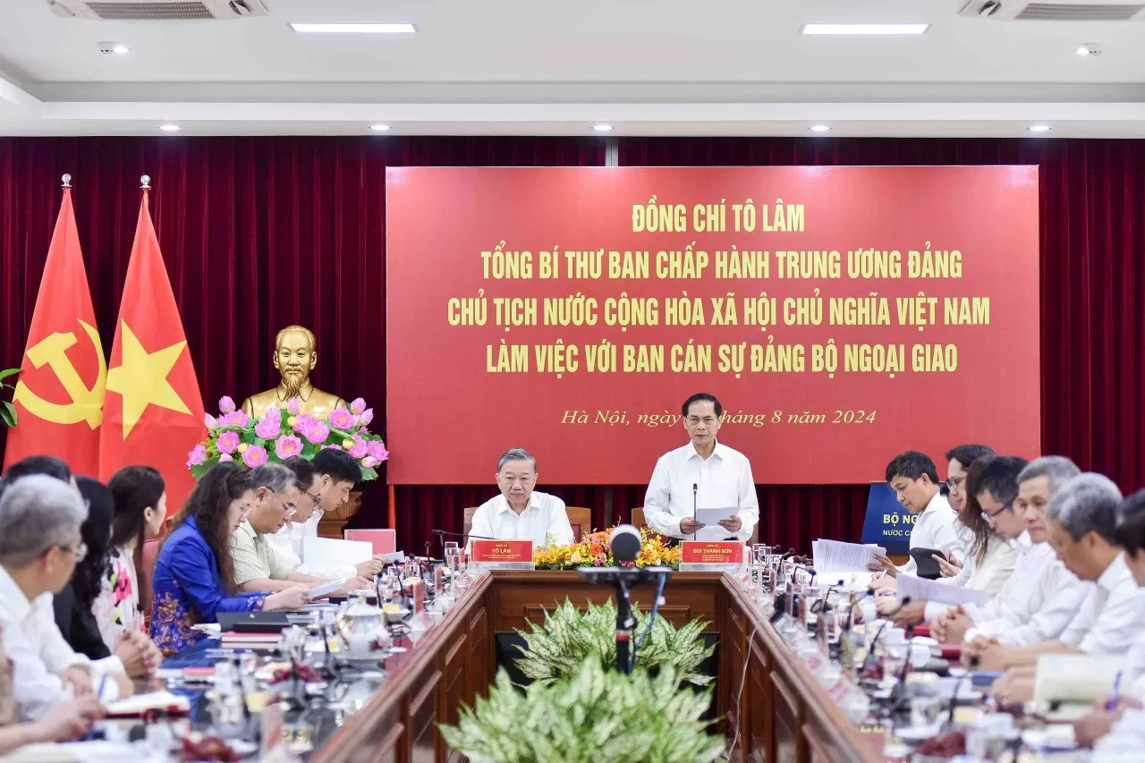 Bức tranh đối ngoại Việt Nam (kỳ cuối): Ngoại giao và sứ mệnh định vị Việt Nam trong dòng chảy của thời đại Bức tranh đối ngoại Việt Nam (kỳ cuối): Ngoại giao và sứ mệnh định vị Việt Nam trong dòng chảy của thời đại