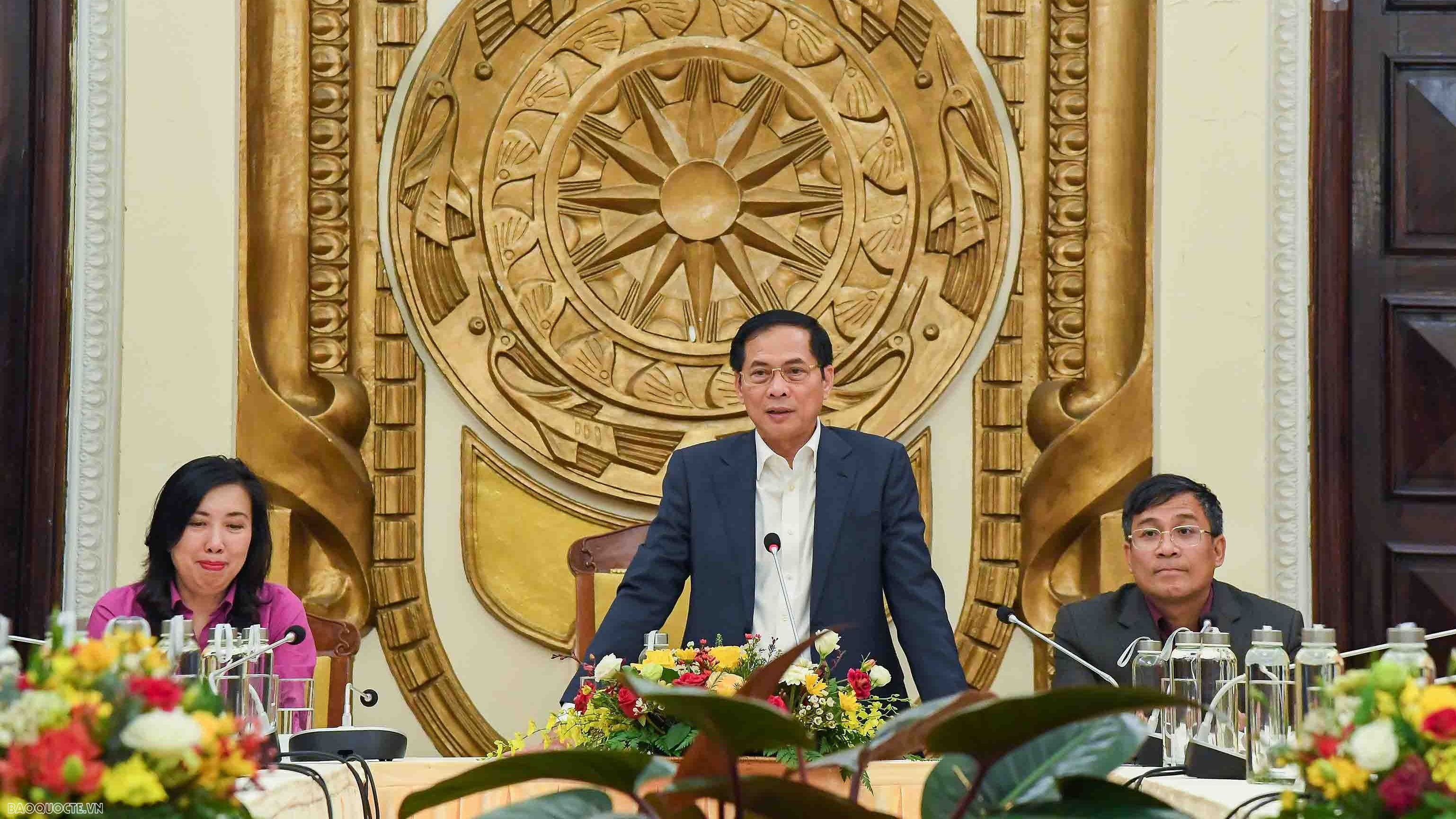 Để công tác ngoại giao đạt kết quả 'cân đong đo đếm' được trong kỷ nguyên mới