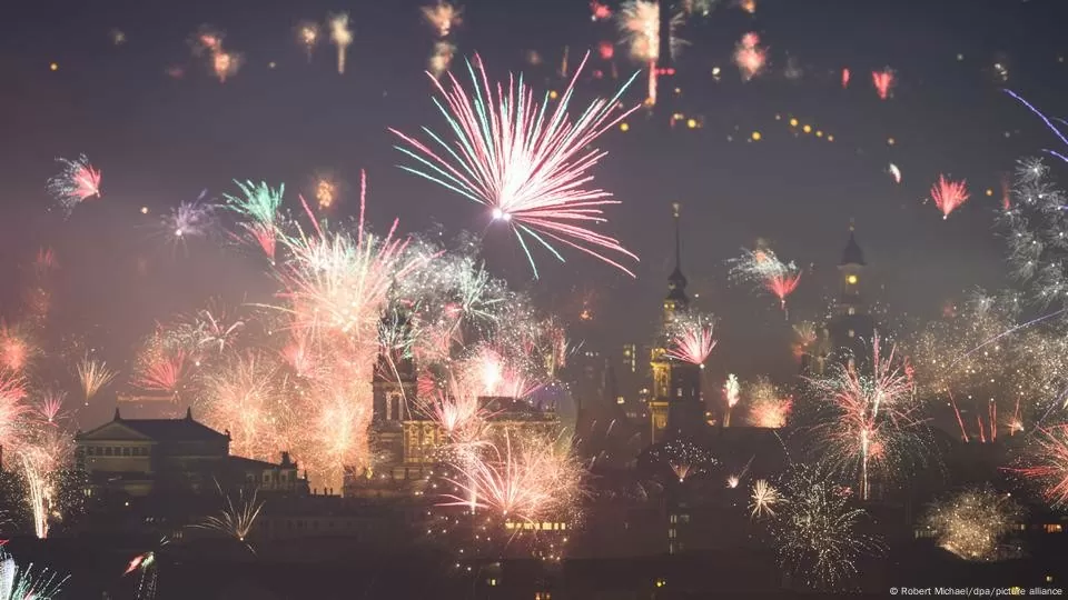 Thế giới rực rỡ thời khắc chào đón Năm mới 2025 Thế giới rực rỡ thời khắc chào đón Năm mới 2025