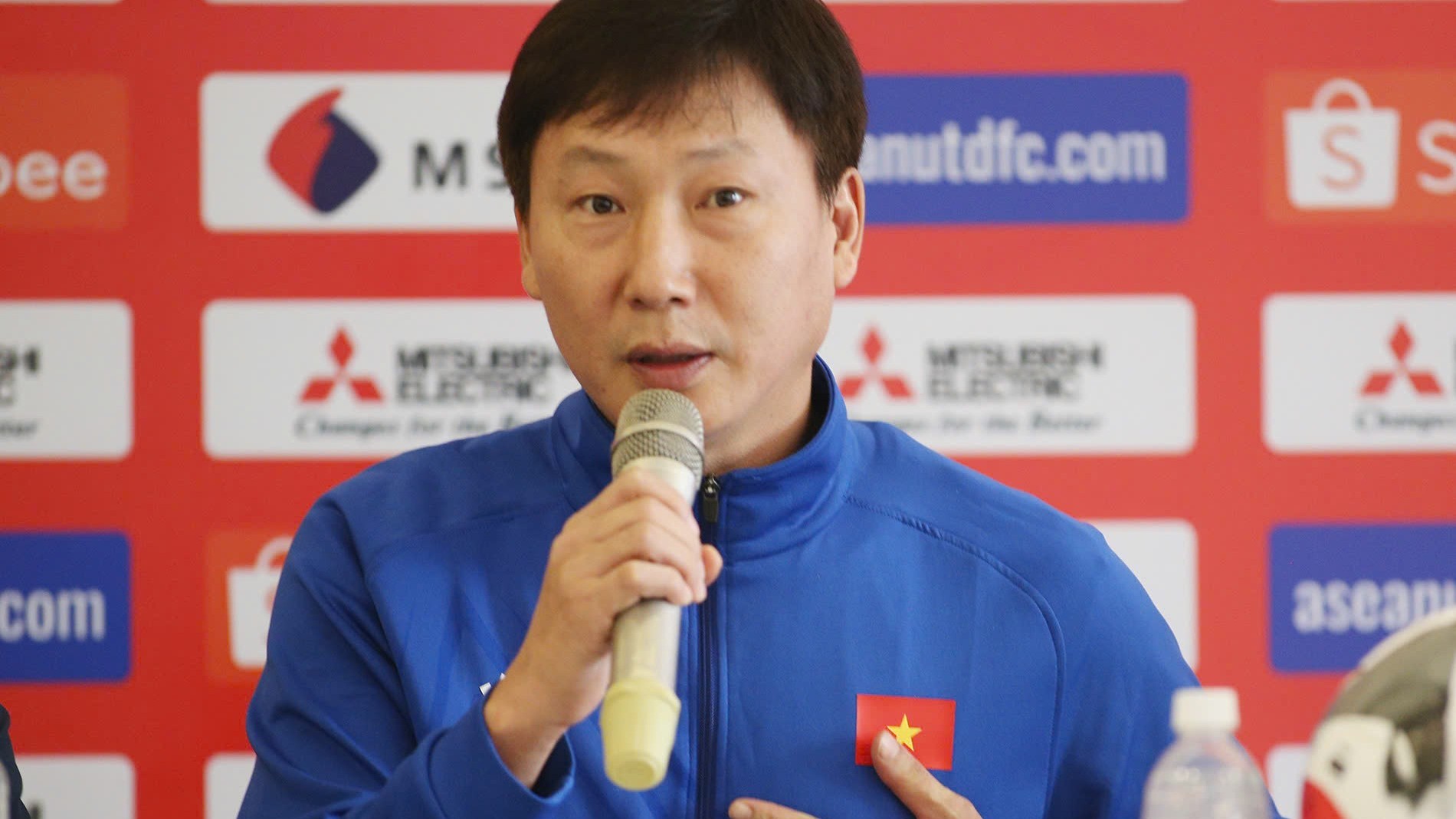 HLV Kim Sang Sik: Thái Lan là ngọn núi lớn nhưng không có ngọn núi nào Việt Nam không thể vượt qua!