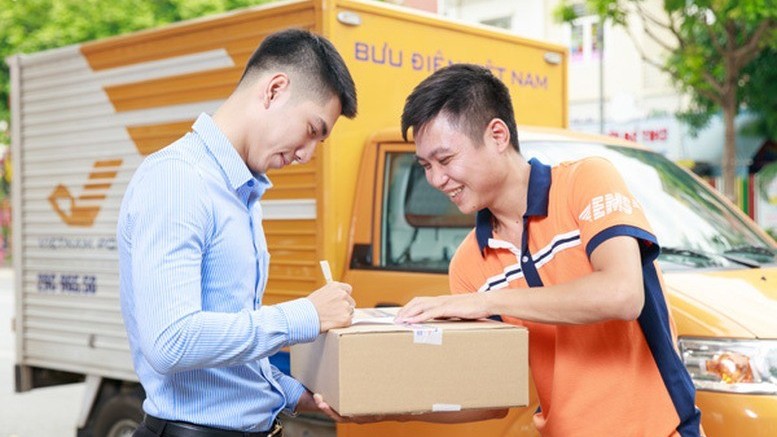 Hàng hóa nhập khẩu gửi qua dịch vụ chuyển phát nhanh có giá trị dưới 1 triệu đồng phải nộp thuế