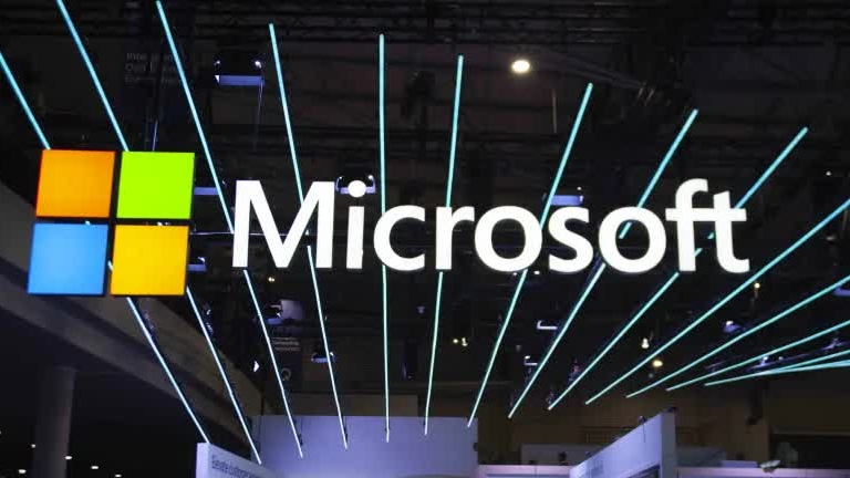 Microsoft đối mặt với thách thức hạ tầng đám mây do nhu cầu AI tăng cao