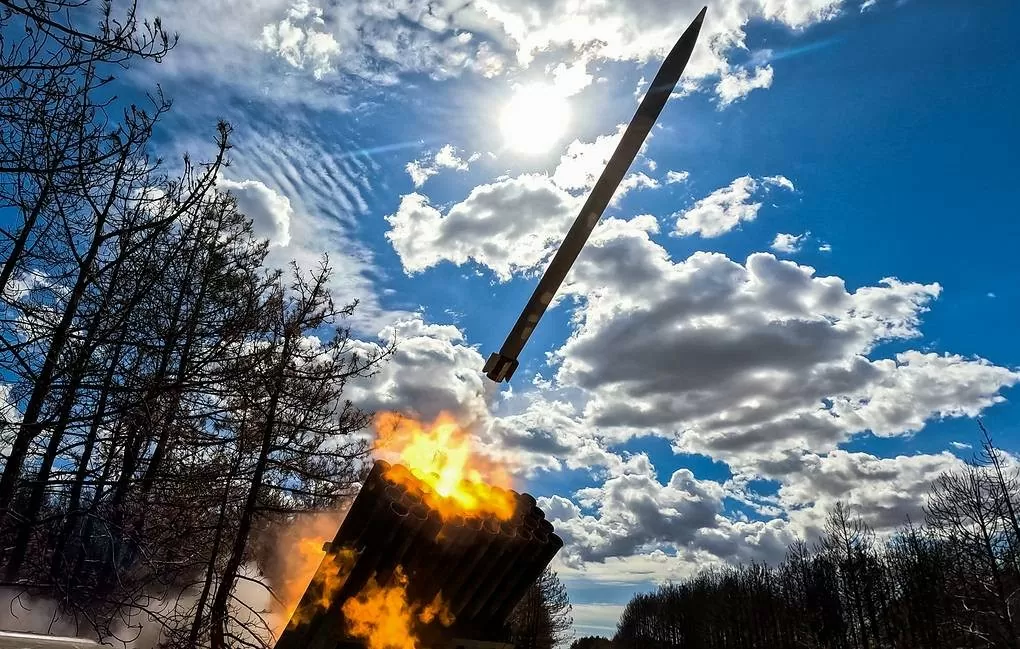 Nga bao vây thành phố chiến lược Pokrovsk nhằm cắt đứt đường tiếp tế của Ukraine Nga bao vây thành phố chiến lược Pokrovsk nhằm cắt đứt đường tiếp tế của Ukraine