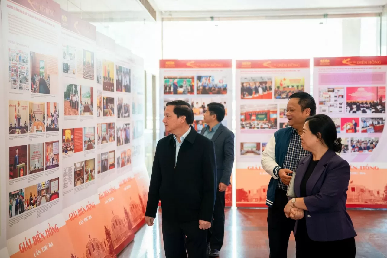 Hoàn tất công tác chuẩn bị Lễ trao Giải Diên Hồng lần thứ ba - 2025 Hoàn tất công tác chuẩn bị Lễ trao Giải Diên Hồng lần thứ ba - 2025