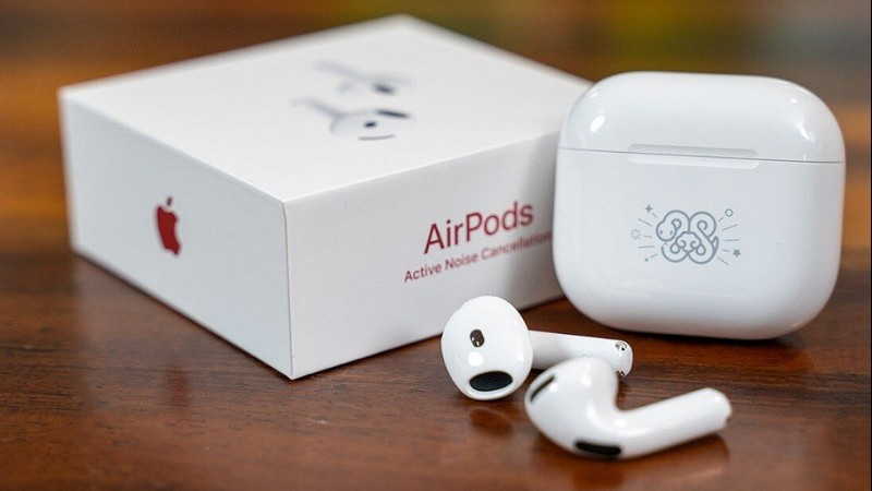 Apple ra mắt AirPods 4 phiên bản giới hạn chào Tết Ất Tỵ