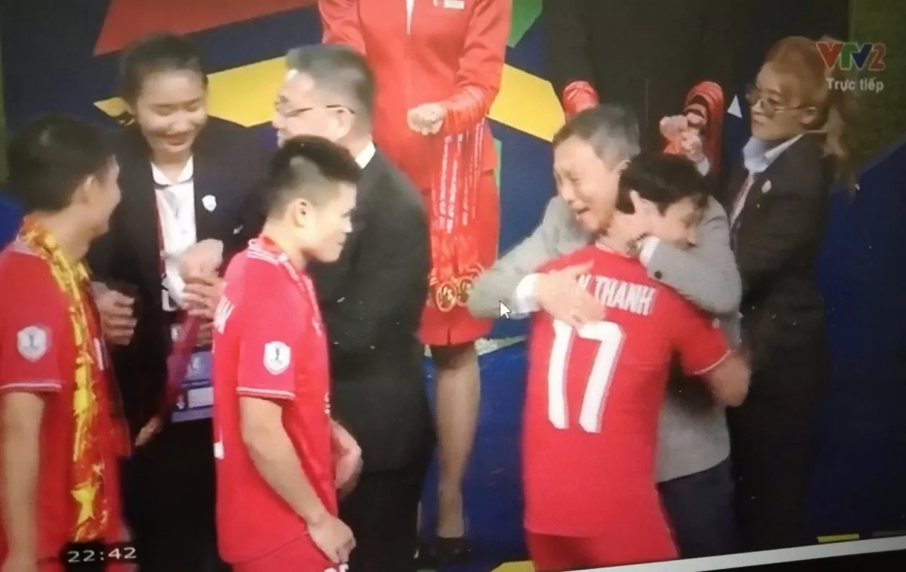Soán ngôi đội tuyển Thái Lan, tuyển Việt Nam nhận mưa tiền thưởng Soán ngôi đội tuyển Thái Lan, tuyển Việt Nam nhận mưa tiền thưởng