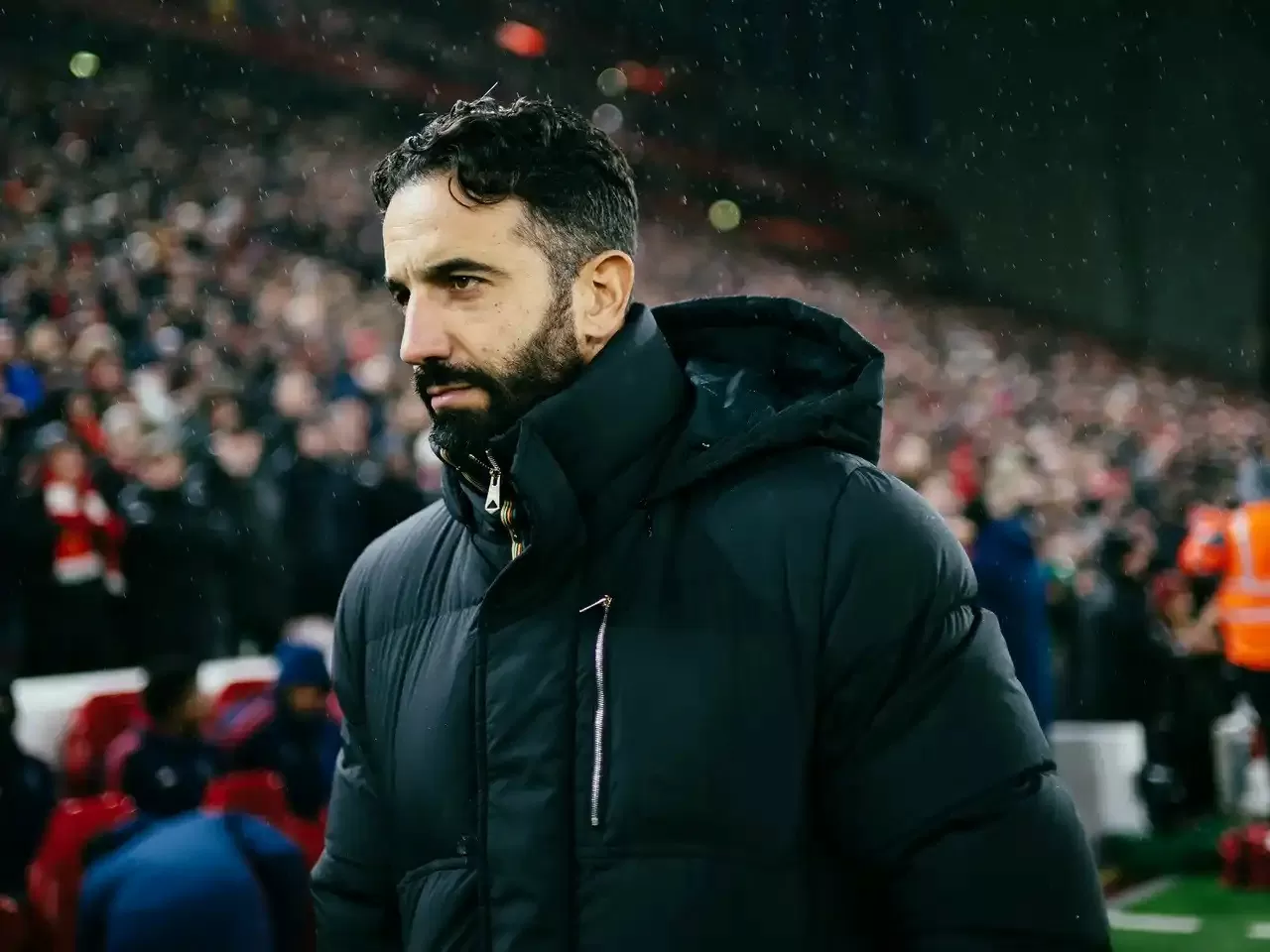 Vì sao HLV Ruben Amorim nổi giận với các cầu thủ MU? Vì sao HLV Ruben Amorim nổi giận với các cầu thủ MU?