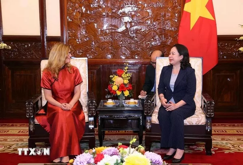 Phó Chủ tịch nước Võ Thị Ánh Xuân tiếp Trưởng đại diện UNICEF tại Việt Nam Phó Chủ tịch nước Võ Thị Ánh Xuân tiếp Trưởng đại diện UNICEF tại Việt Nam