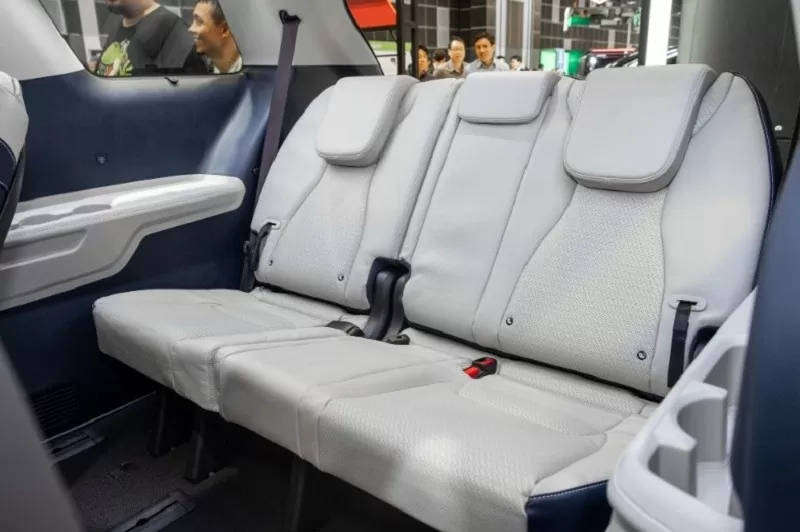 Kia Carnival hybrid 'rục rịch' ra mắt thị trường Việt Nam, giá dự kiến gần 1,85 tỷ đồng Kia Carnival hybrid 'rục rịch' ra mắt thị trường Việt Nam, giá dự kiến gần 1,85 tỷ đồng