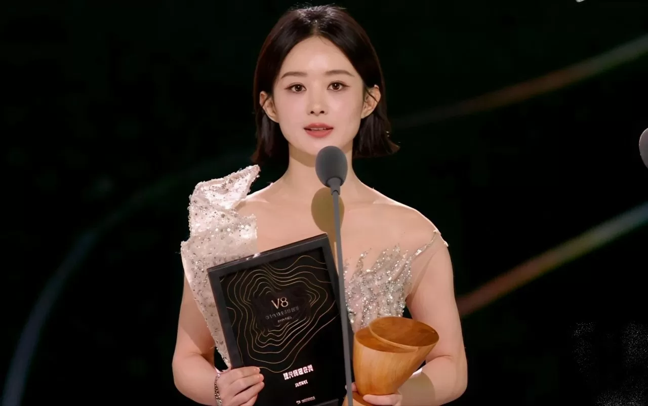 Nhan sắc Triệu Lệ Dĩnh Nhan sắc Triệu Lệ Dĩnh