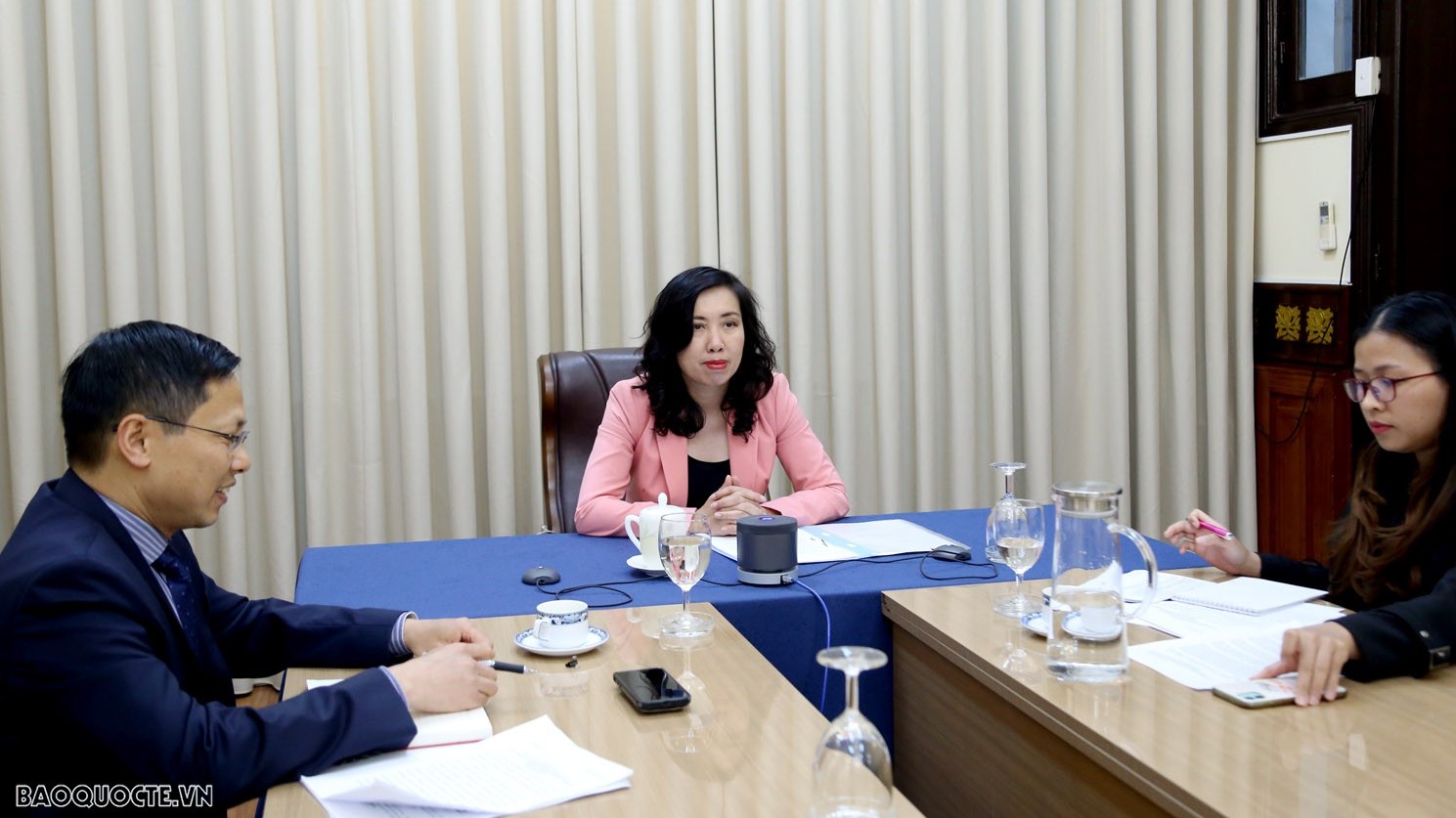 Thứ trưởng Ngoại giao Lê Thị Thu Hằng điện đàm với Thứ trưởng Ngoại giao Uzbekistan Ilkhom Khaydarov