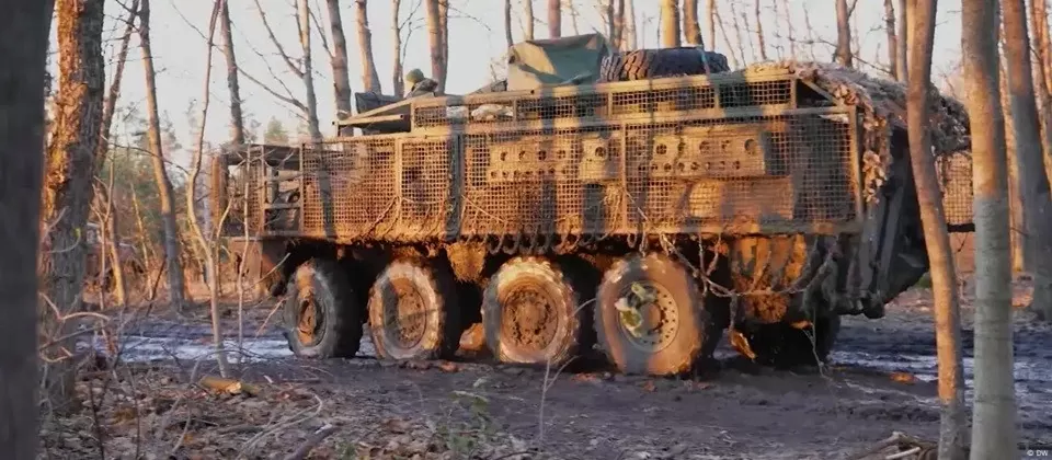 Ukraine bất ngờ phản công tại Kursk: Ukraine bất ngờ phản công tại Kursk: