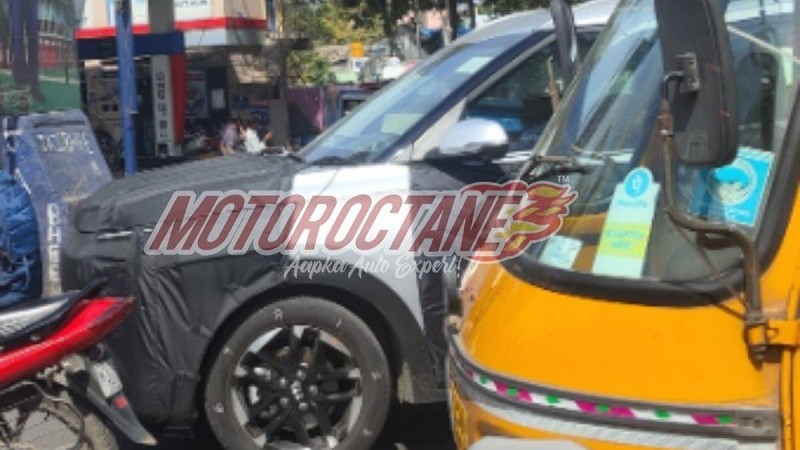 Kia Carens 2025 tiếp tục lộ diện trước thềm ra mắt