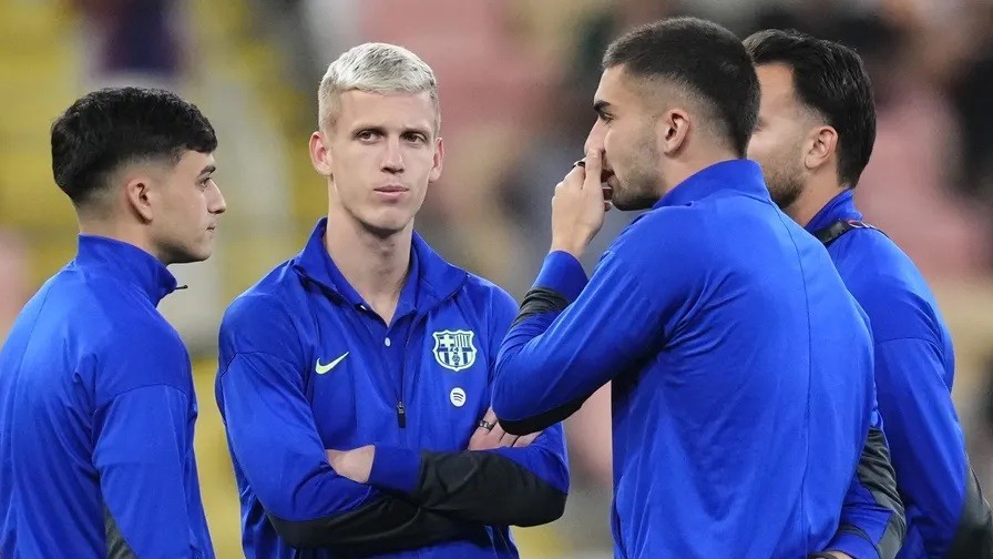 Hai cầu thủ Barcelona Olmo và Victor được thi đấu ở chung kết Siêu cup Tây Ban Nha