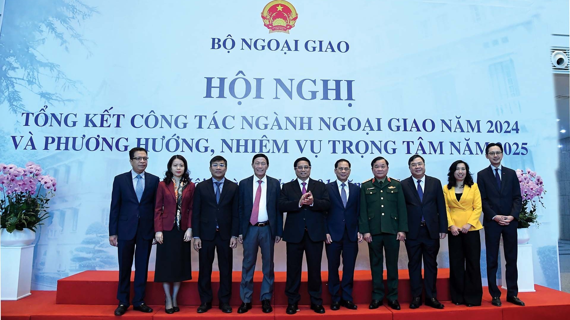 Điểm sáng đưa đất nước vững bước vào kỷ nguyên mới