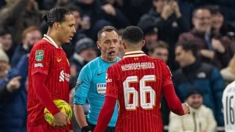 Khoảnh khắc lịch sử ở trận Tottenham 1-0 Liverpool