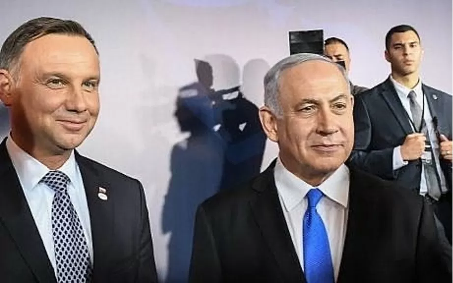 Tổng thống Ba Lan Andrzej Duda (trái) và Thủ tướng Israel Benjamin Netanyahu được nhìn thấy trong hội nghị về Hòa bình và An ninh ở Trung Đông tại Warsaw, vào ngày 13 tháng 2 năm 2019 (Janek SKARZYNSKI / AFP) Tổng thống Ba Lan Andrzej Duda (trái) và Thủ tướng Israel Benjamin Netanyahu được nhìn thấy trong hội nghị về Hòa bình và An ninh ở Trung Đông tại Warsaw, vào ngày 13 tháng 2 năm 2019 (Janek SKARZYNSKI / AFP)